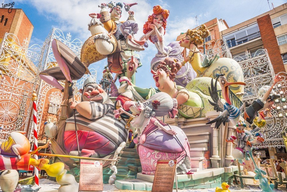 Las fallas de Valencia - Festivalul luminii si culorilor spaniole