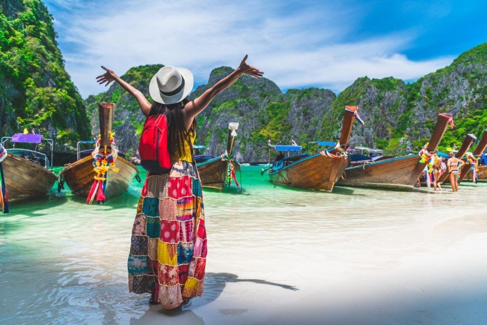 Amazing Thailand: de la Plajele Exotice din Phuket la Nordul Cultural si Bangkokul Vibrant