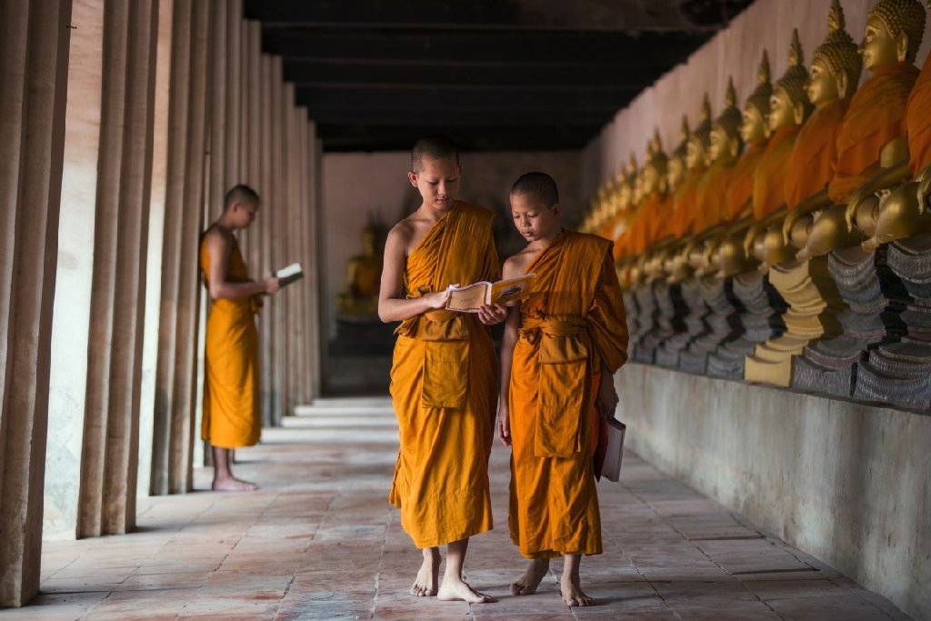 China si Tibet - Calatorie intre Imperii si Himalaya, august