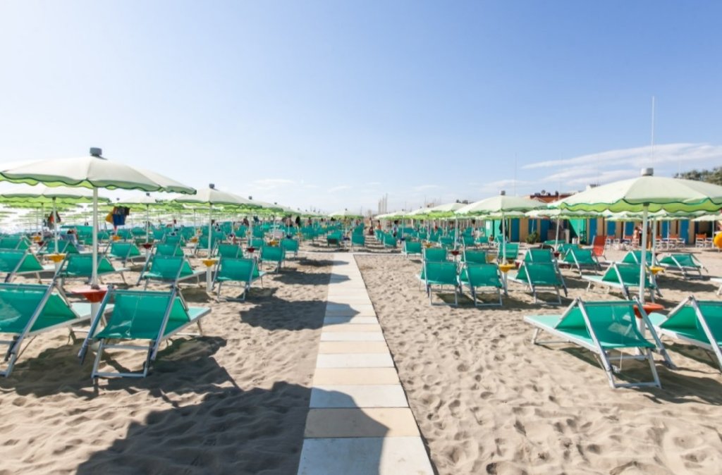 Rimini - Bellaria grup 2: Perla Ascunsa a Italiei - Evadarea Ta la Mare